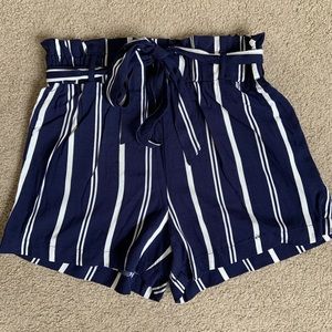 Flowy striped shorts